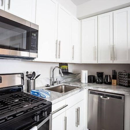 Luxurious Furnished Studio W Full Kitchen In Sd Сан-Диего Экстерьер фото